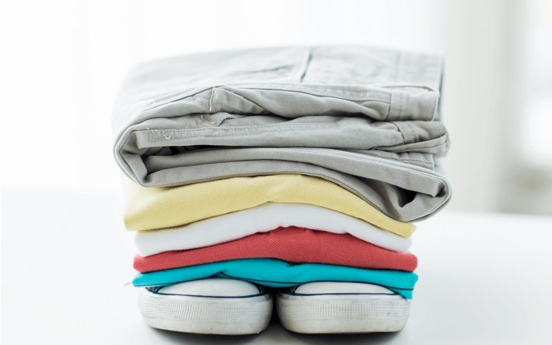 【衣類別】洗濯物の基本のたたみ方