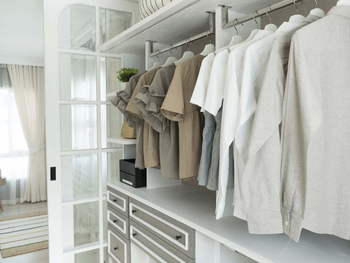 クローゼットと押入れの違いって何 それぞれの特徴 メリットと便利グッズ4選 Araou アラオウ