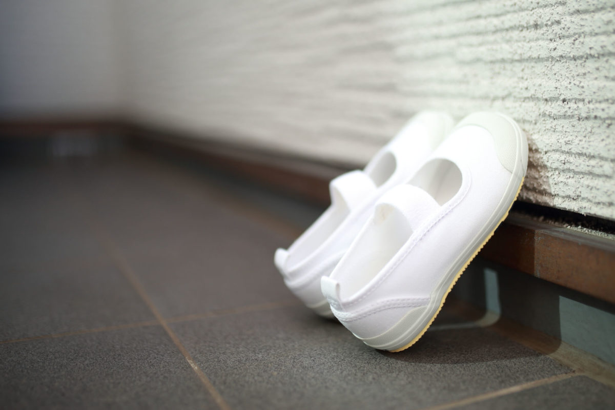 22年最新 上履き用洗剤おすすめ人気10選 代用品や白さを保つ裏技も Araou アラオウ