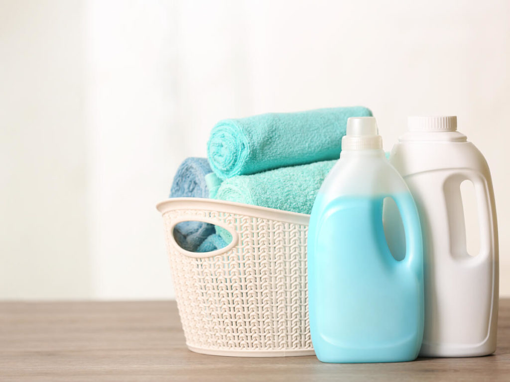 【加齢臭をスッキリ落とす！】洗濯物に残った臭い加齢臭の原因と対策法